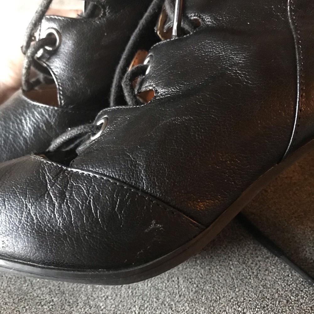 Nine West Leather Peep Toe - Picture 6 of 9